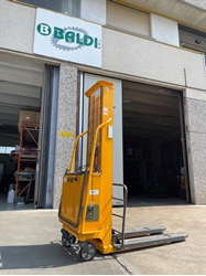 Transpallet a colonna